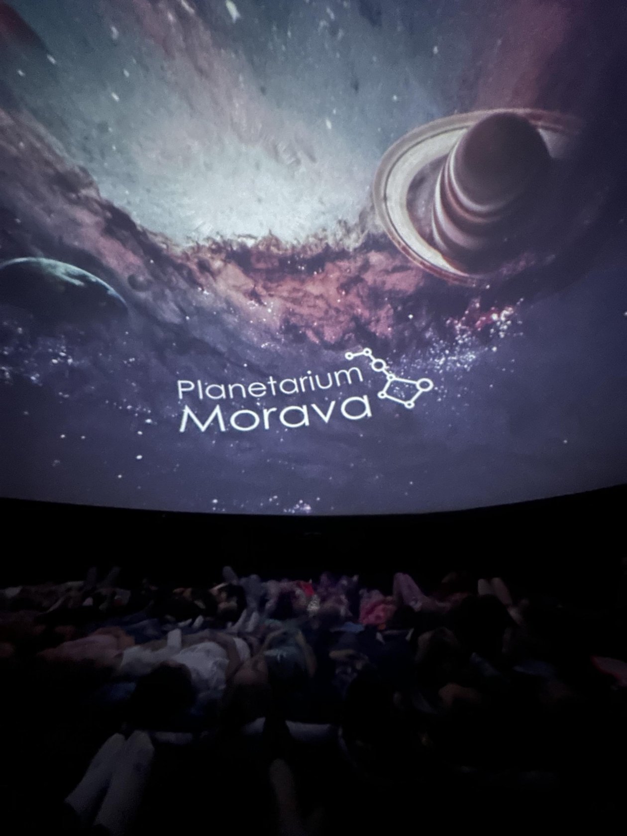 Zážitek v pojízdném planetáriu