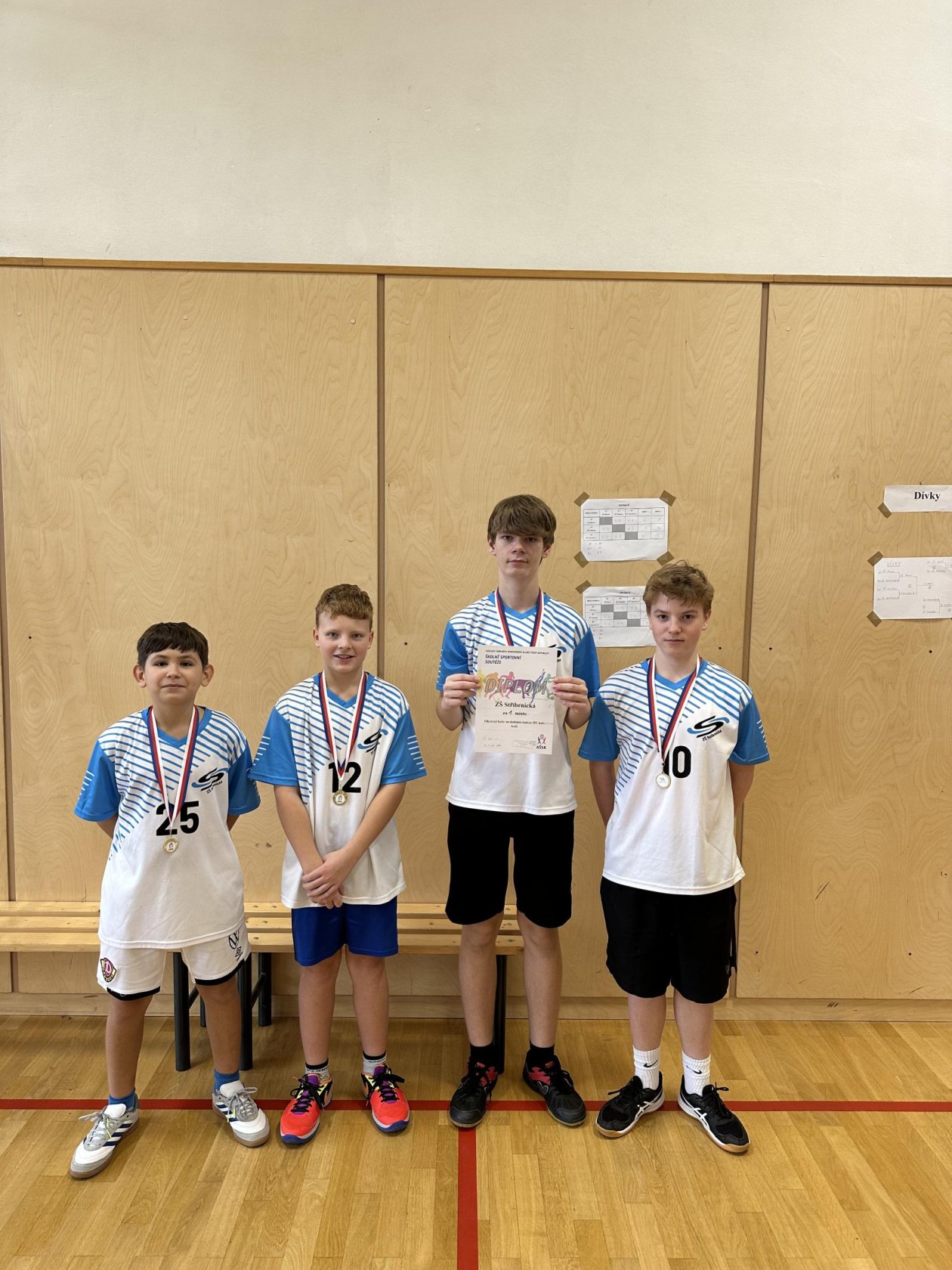 Okresní kolo ve stolním tenise – 1. místo pro naše žáky 7. ročníku!